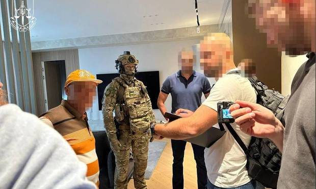 51 мільйон збитків: прокурори викрили посадовців на Львівщині