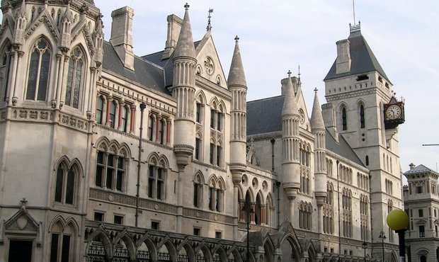 Високий Суд Англії арештував активи Жеваго через борг перед НБУ