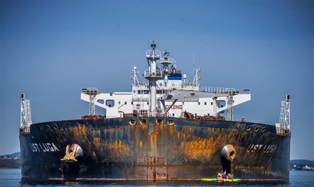 Великий НПЗ Індії перейшов на "тіньовий флот", щоб купувати нафту РФ