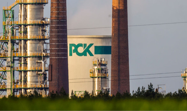 Німеччина продовжила контроль над активами "Роснефти" до березня