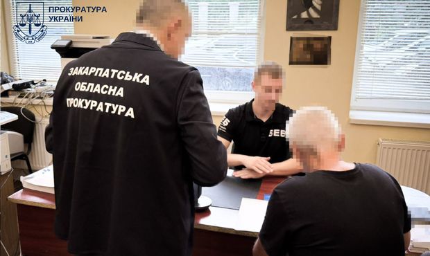 Депутата із Закарпаття підозрюють в незаконній торгівлі електронними сигаретами