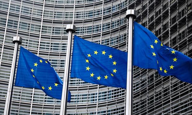 ЄС оголосив про заборону скрапленого газу з РФ у новому пакеті санкцій