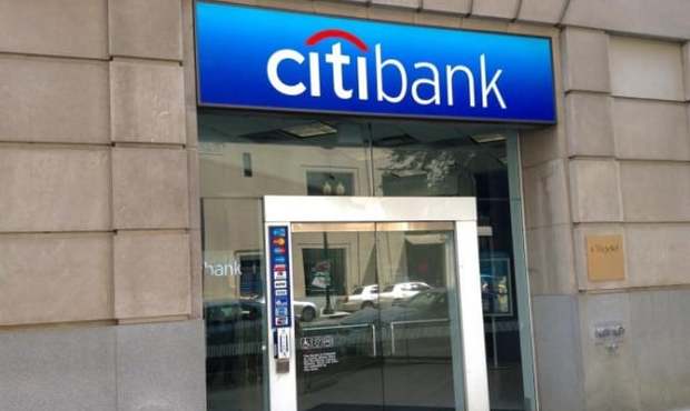 Останній великий американський банк згортає залишки бізнесу у Росії