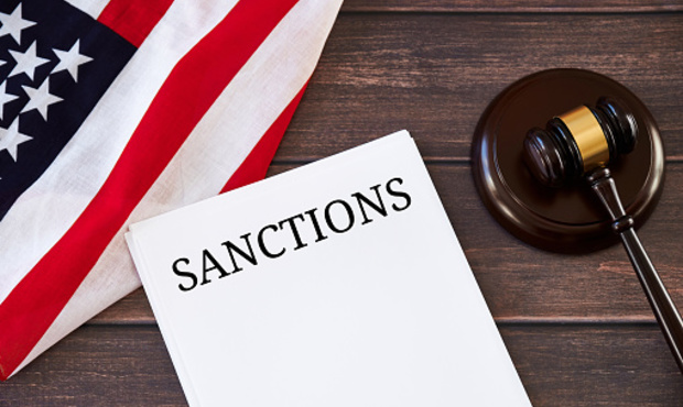 Нафтові санкції США більше впливають на Індію, ніж на Китай