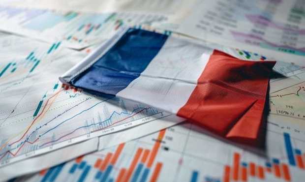 Щойно у Франції настала політична криза, економіка показала несподіване зростання