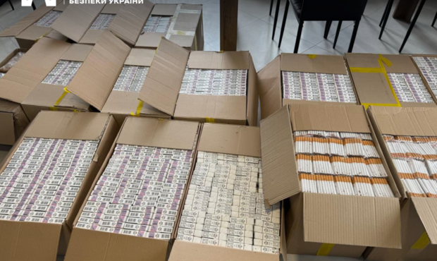 Трьох волинян судитимуть за незаконне виготовлення сигарет