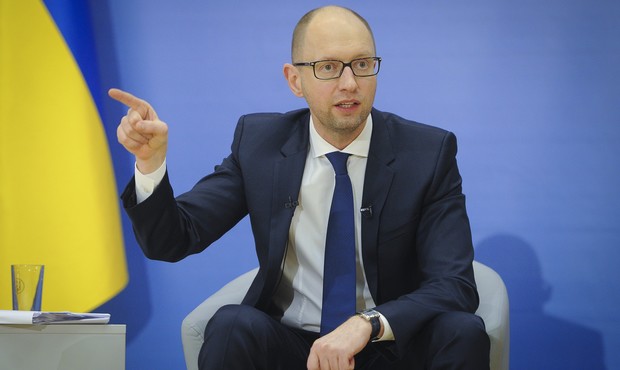 Яценюк доручив опрацювати питання фінансово-економічного оздоровлення «Укрнафти»