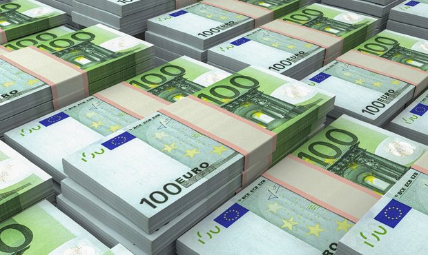 В Україну вперше повернули з-за кордону гроші, вкрадені через корупційну схему