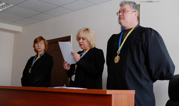 Доля «Укрбурштину» вирішена у суді