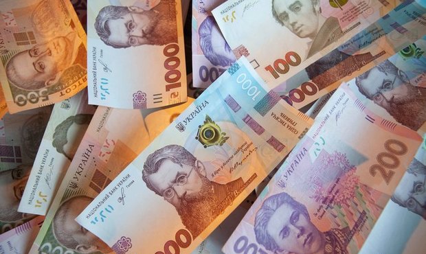 Податкова фіксує зростання надходжень єдиного соціального внеску