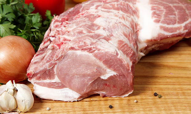Україна значно збільшила імпорт свинини