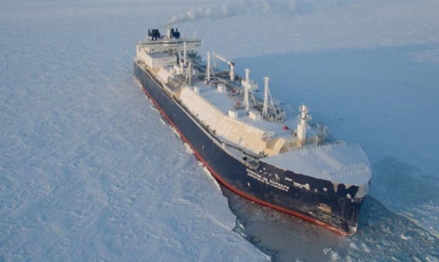 РФ використовує єдиний криголам для обходу санкцій США щодо експорту скрапленого газу