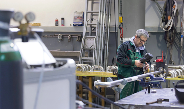 Санкції спрацювали: найбільший трубний завод Росії зупиняє цех через відсутність покупців