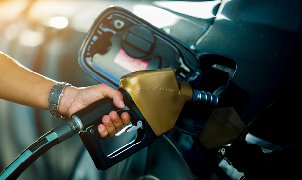 Пальне на українських АЗС подорожчало до рекорду слідом за нафтою