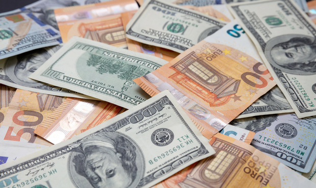 Українці отримали з-за кордону понад $8 млрд у 2025 році