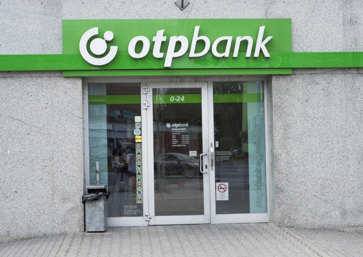 Венгерский OTP Bank. ОТП банк. OTP Group Венгрия. ОТП банк ИНН.