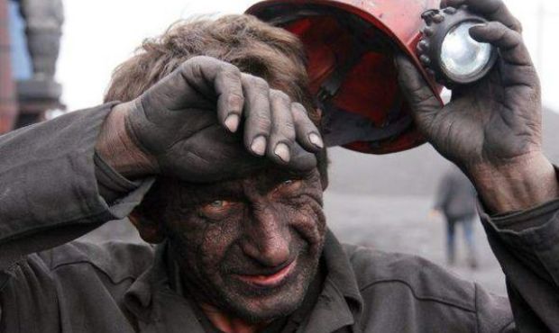Працівники шахти «Гірська» вимагали виплатити борги по зарплаті
