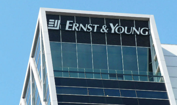 Ernst & Young проведе аудит збиткової "Укрзалізниці"