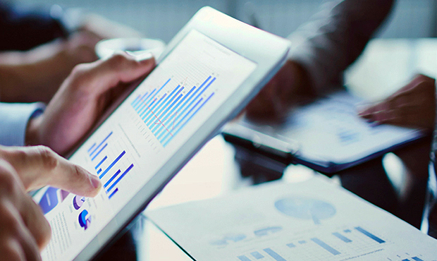 НБУ продає проблемні українські кредити через США