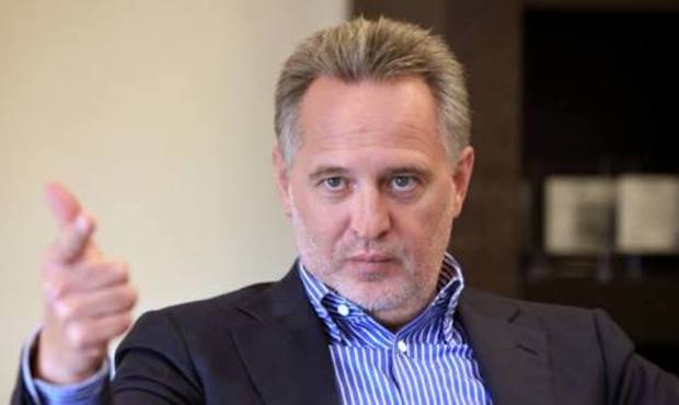 Фірташ хоче забрати в НБУ право на ТРЦ "Республіка"