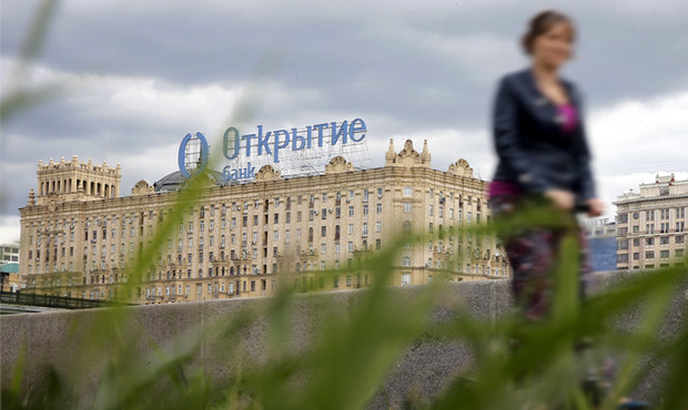 Центробанк РФ рятує найбільший приватний банк від банкрутства