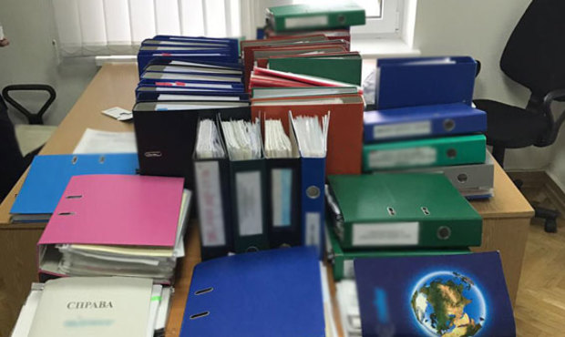 Поліція заявила про арешт «сміттєвих» цінних паперів на 40 мільярдів