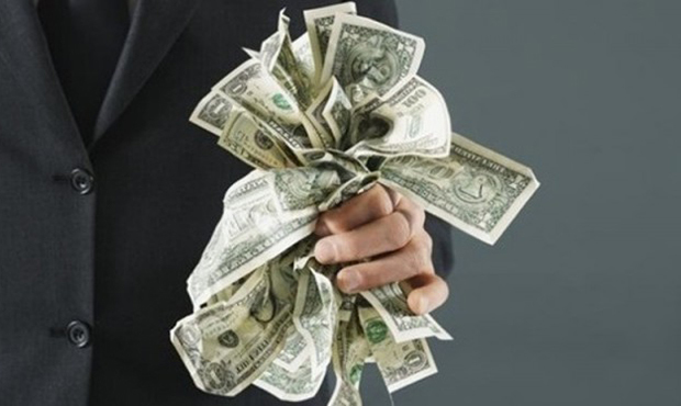 ФГВФО: Активи з банку «Даніель» виводили через сміттєві цінні папери