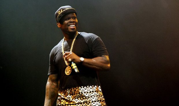 Bitcoin врятував відомого співака від банкрутства